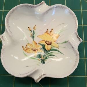 VTG ASHTRAY MADE IN JAPAN.